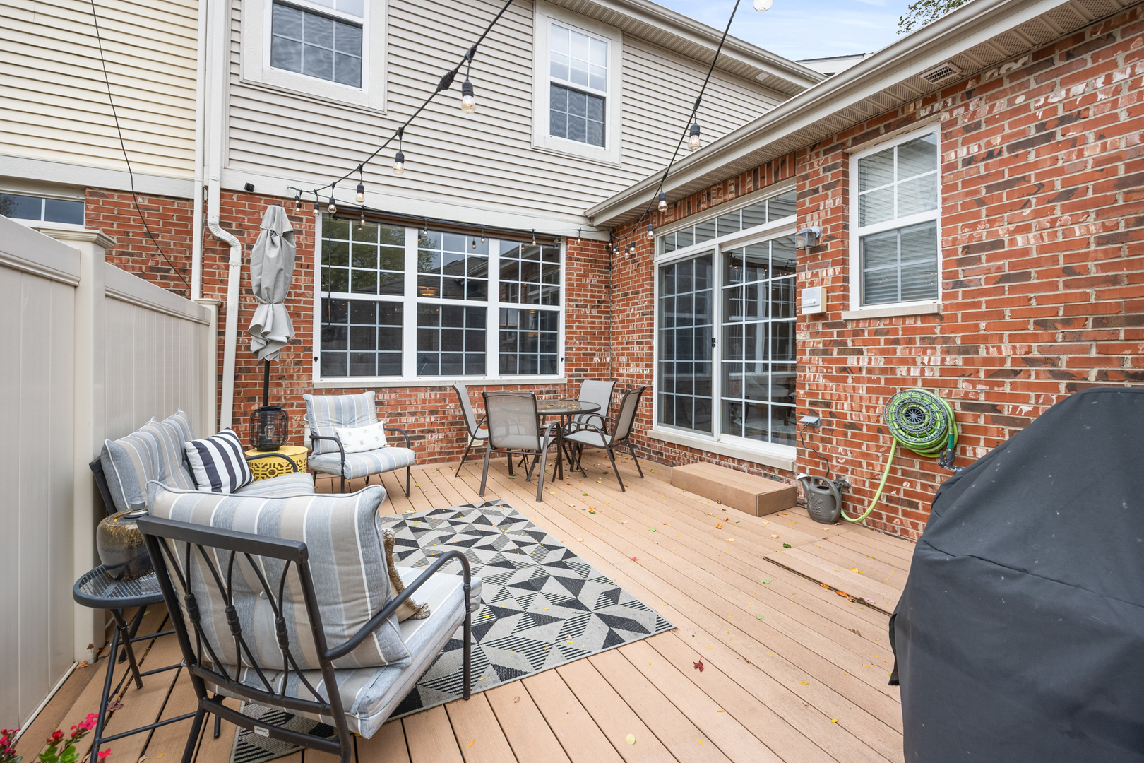 245 Garden Drive, Elgin, IL 60124