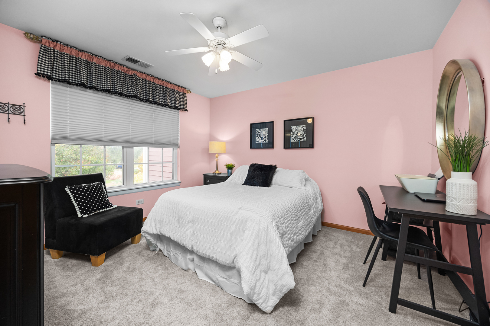 245 Garden Drive, Elgin, IL 60124