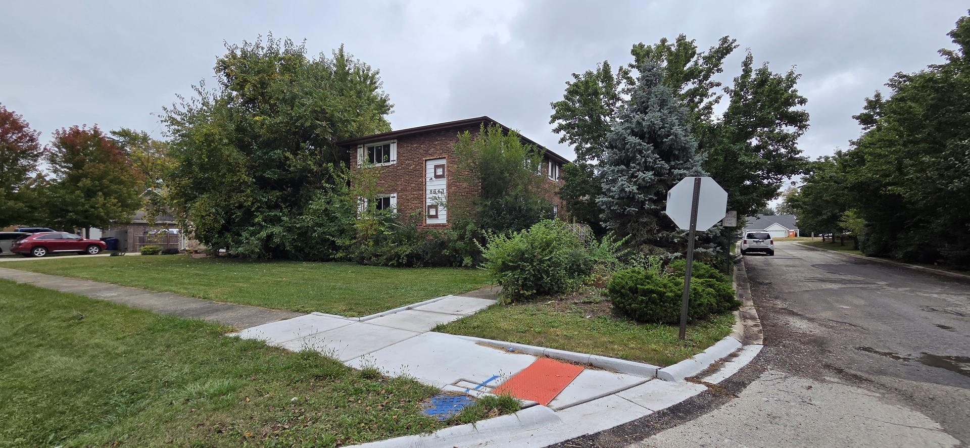 8643 W 73rd Place, Justice, IL 60458