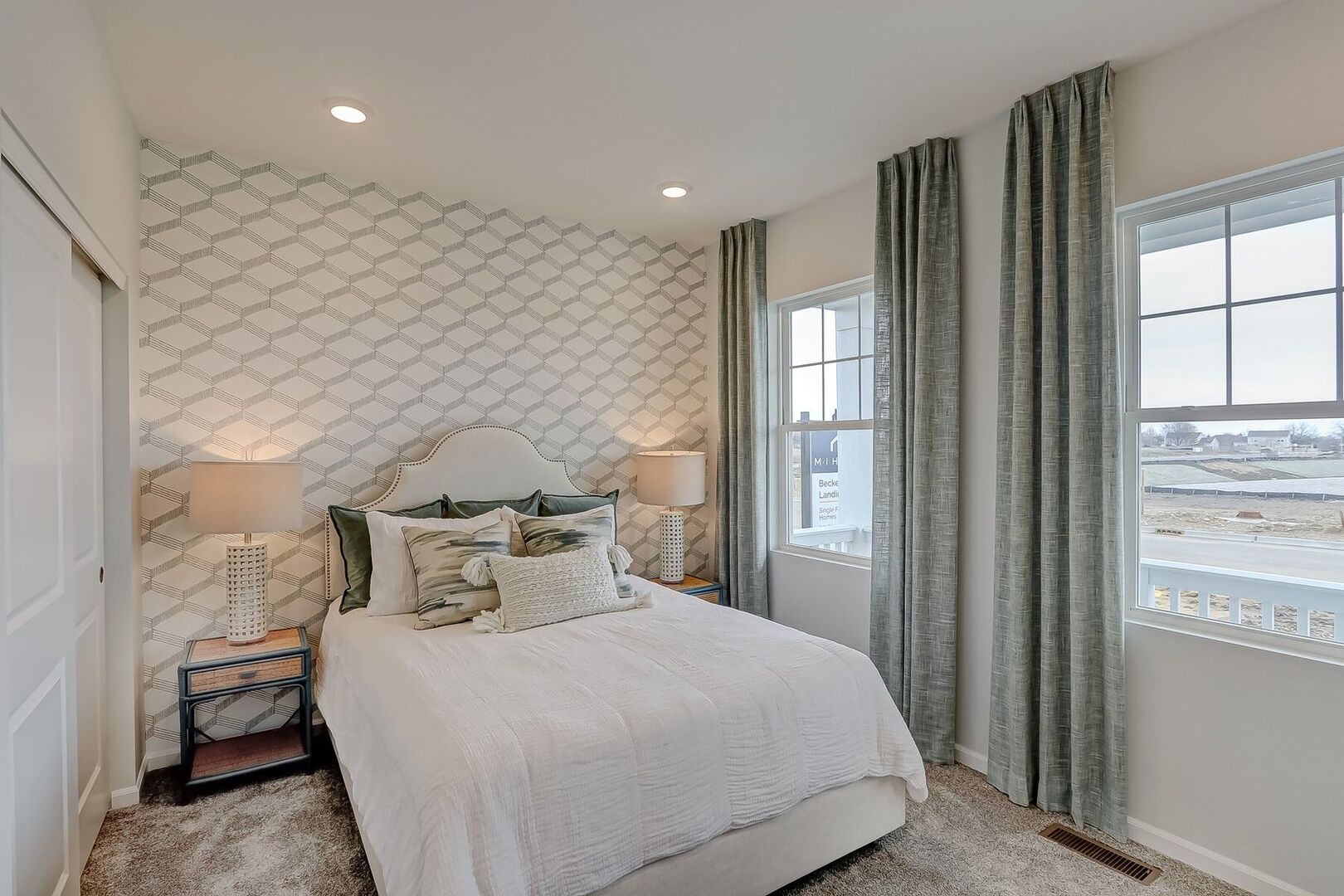 1638 Patterson Avenue, North Aurora, IL 60542