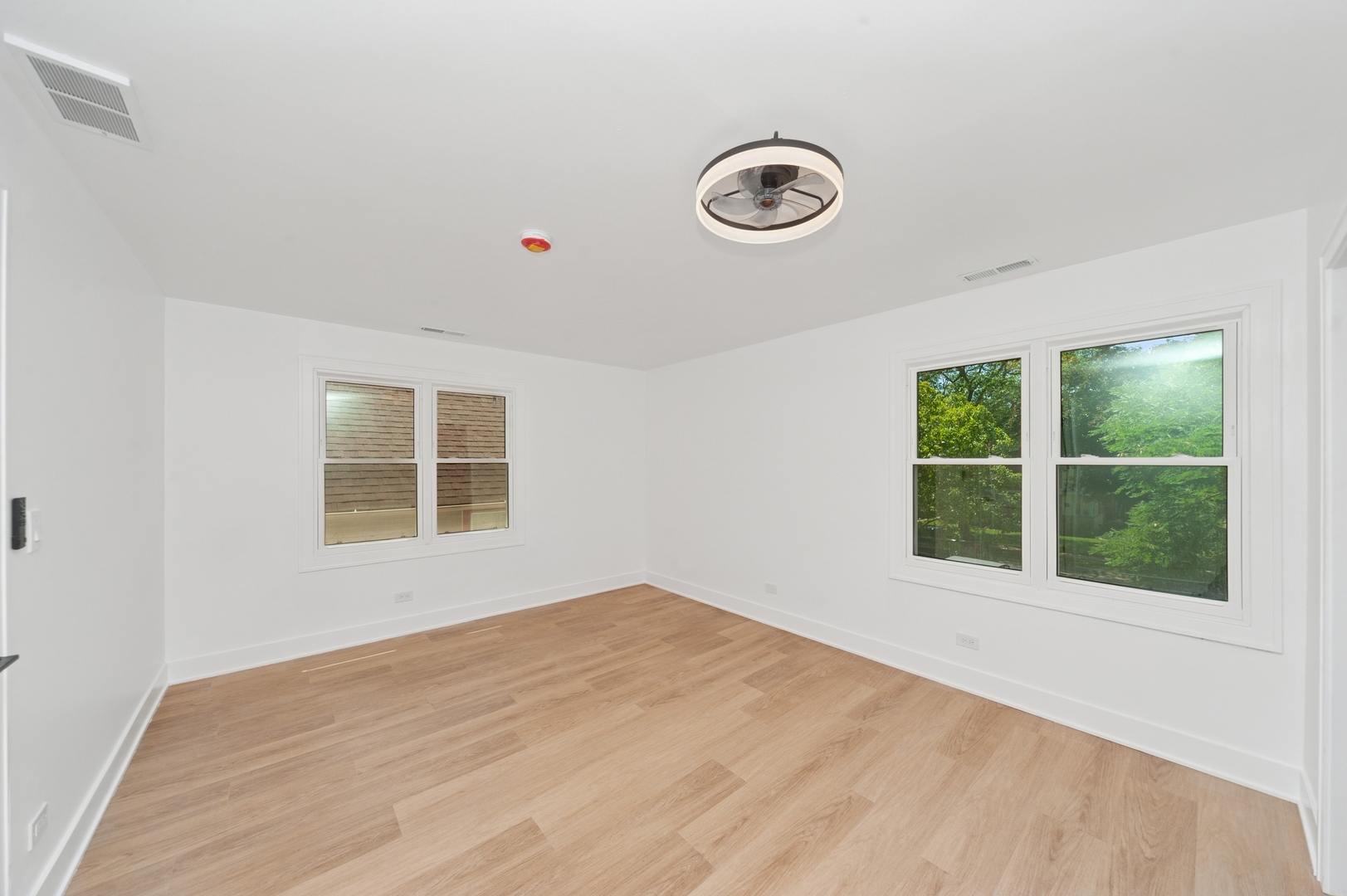 1037 Dodge Avenue, Evanston, IL 60202