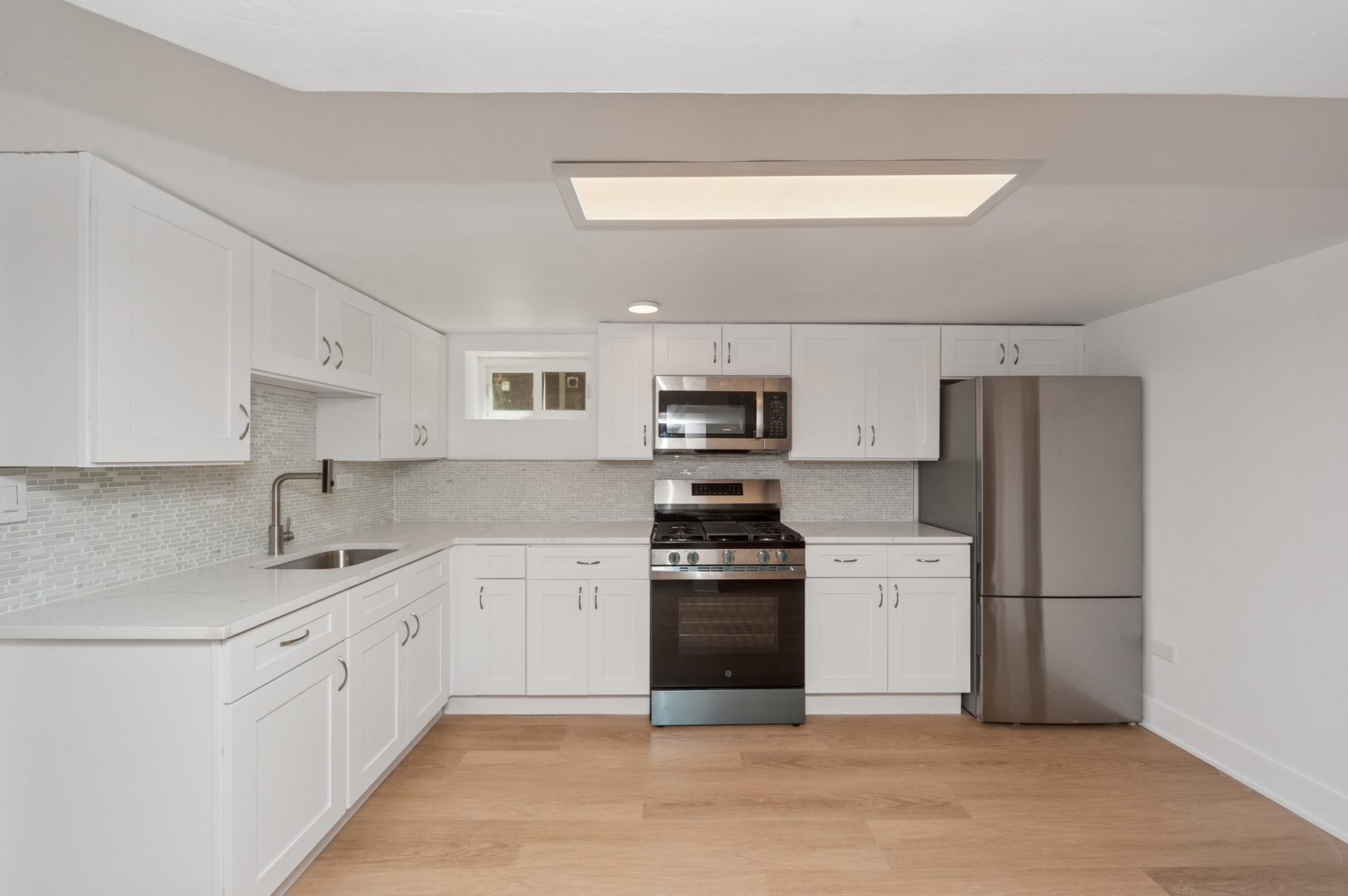 1037 Dodge Avenue, Evanston, IL 60202