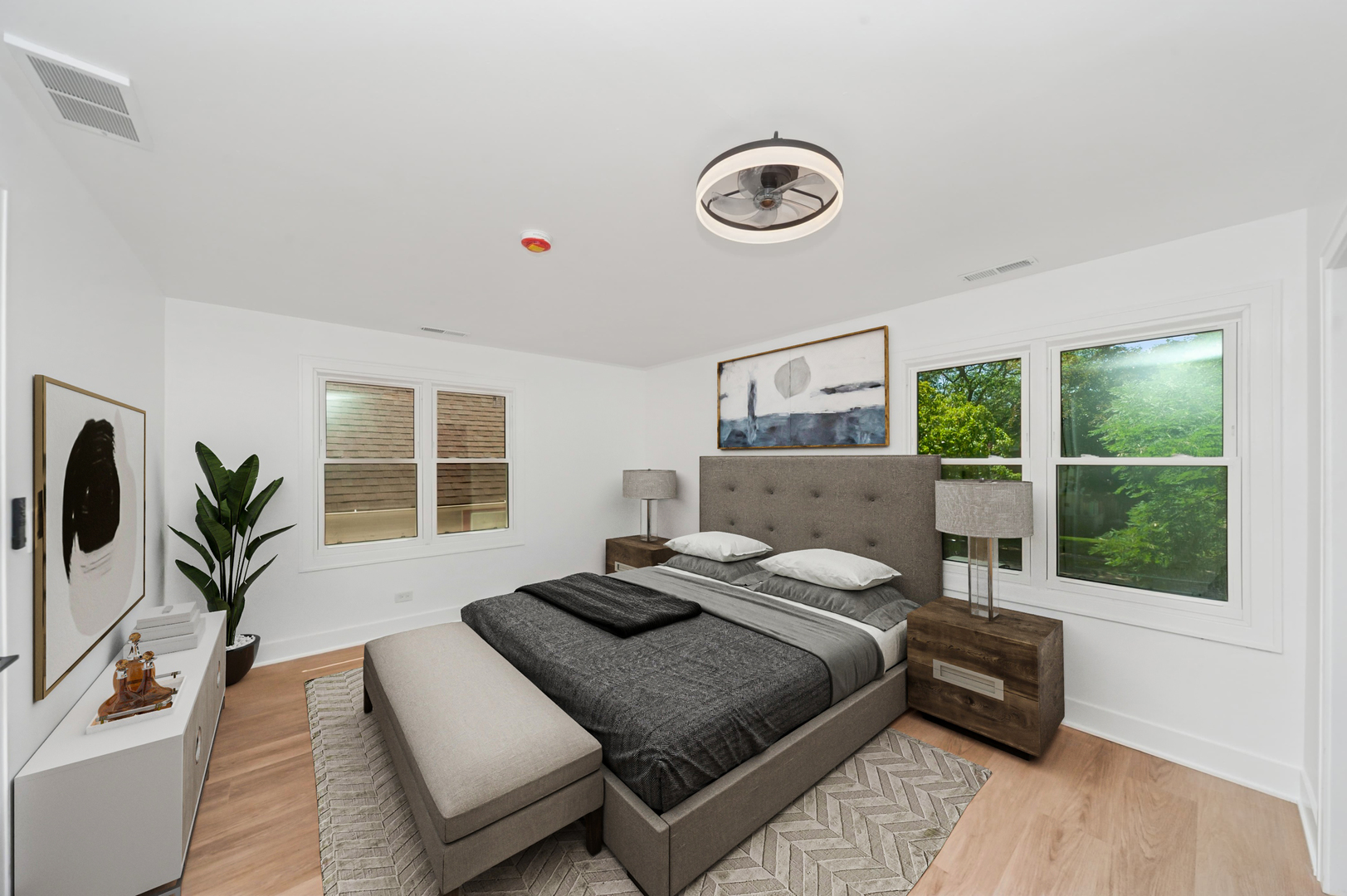 1037 Dodge Avenue, Evanston, IL 60202