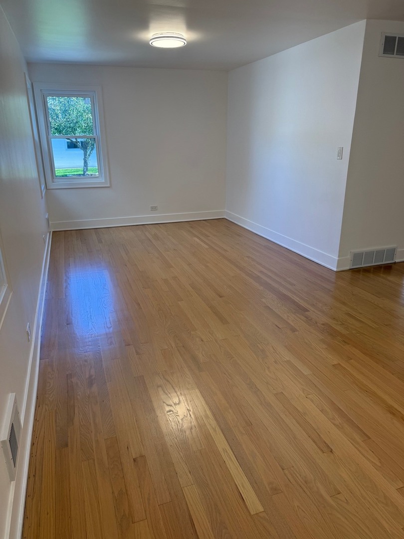 1037 Dodge Avenue, Evanston, IL 60202