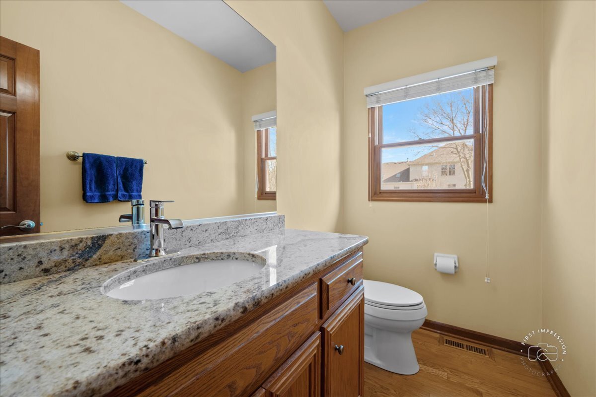 1404 Chelsea Lane, Naperville, IL 60565