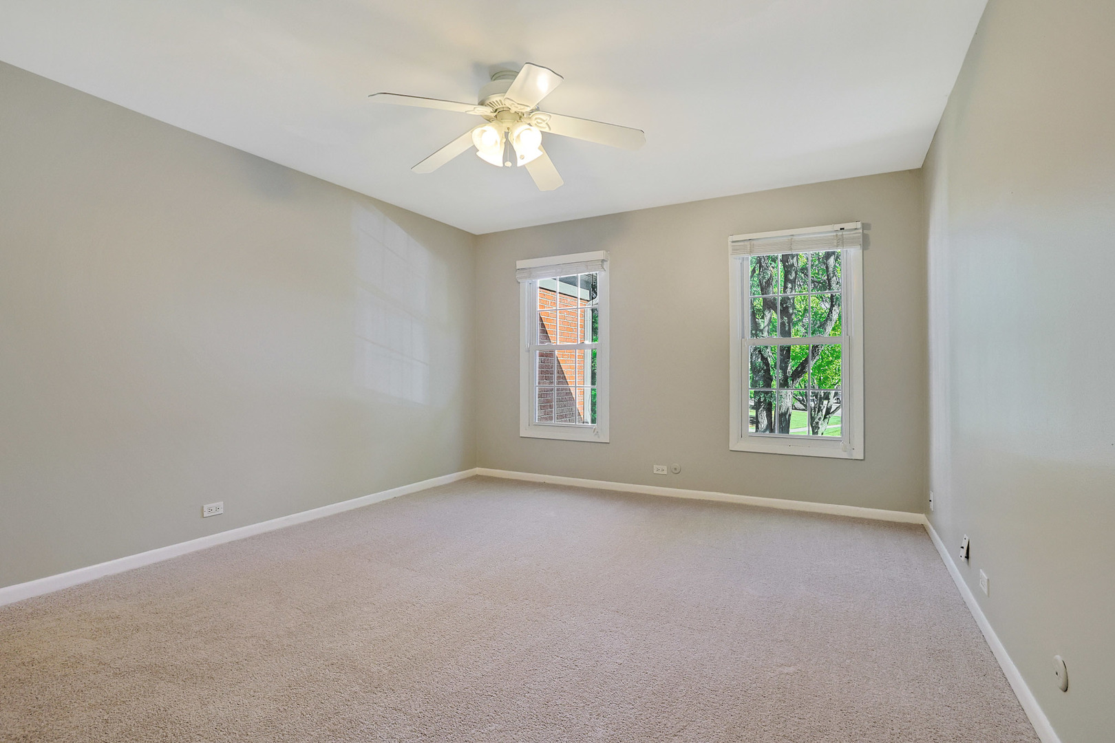 520 Shorely Drive #203, Barrington, IL 60010