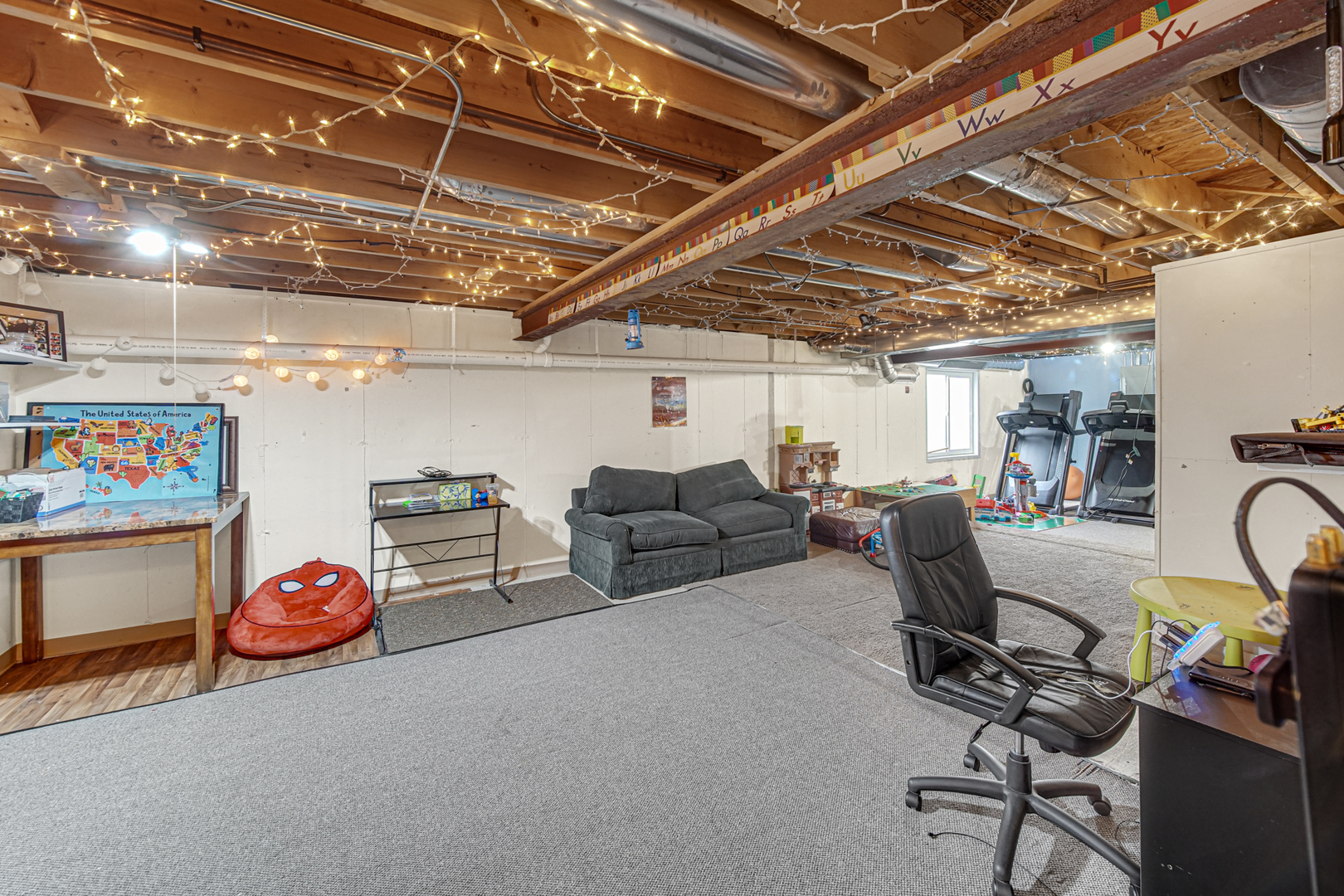 1819 Woodside Drive, Woodstock, IL 60098