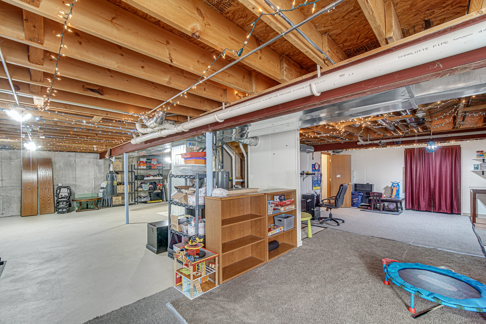 1819 Woodside Drive, Woodstock, IL 60098