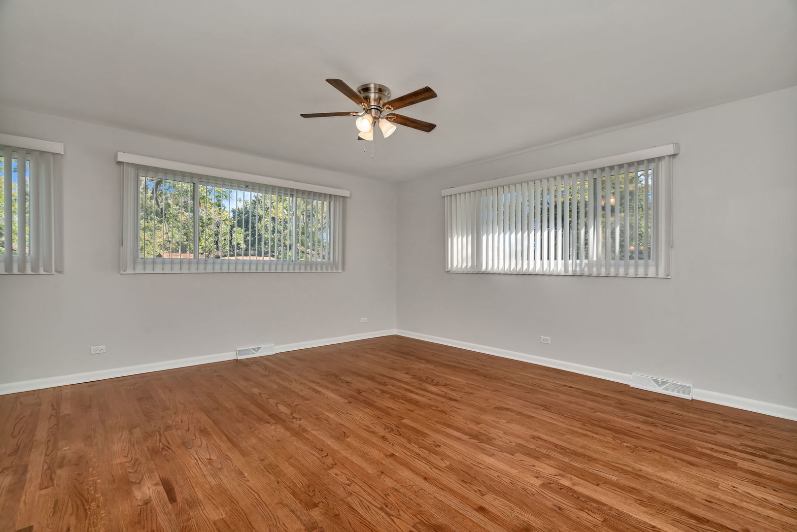 18900 Loras Lane, Country Club Hills, IL 60478