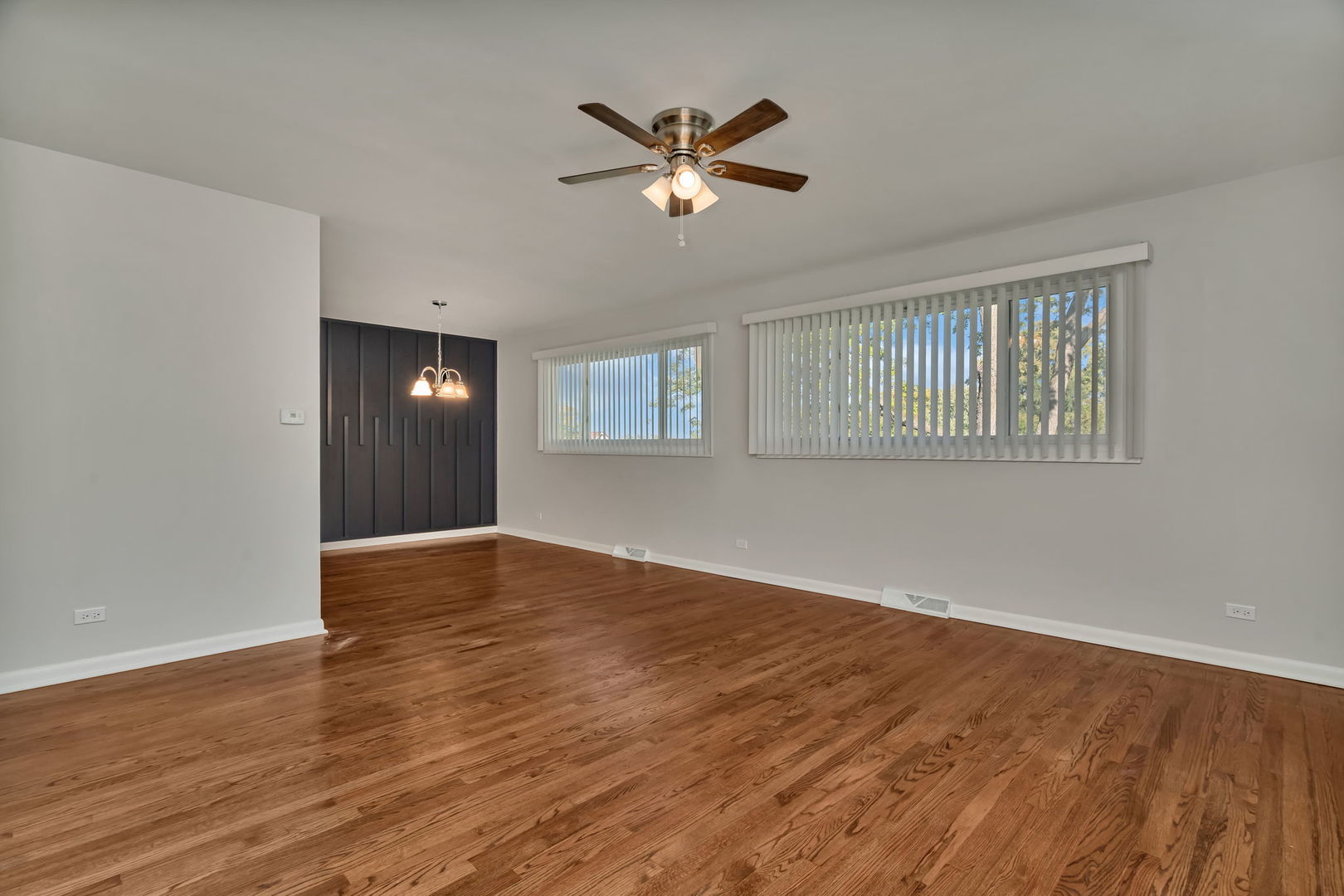 18900 Loras Lane, Country Club Hills, IL 60478