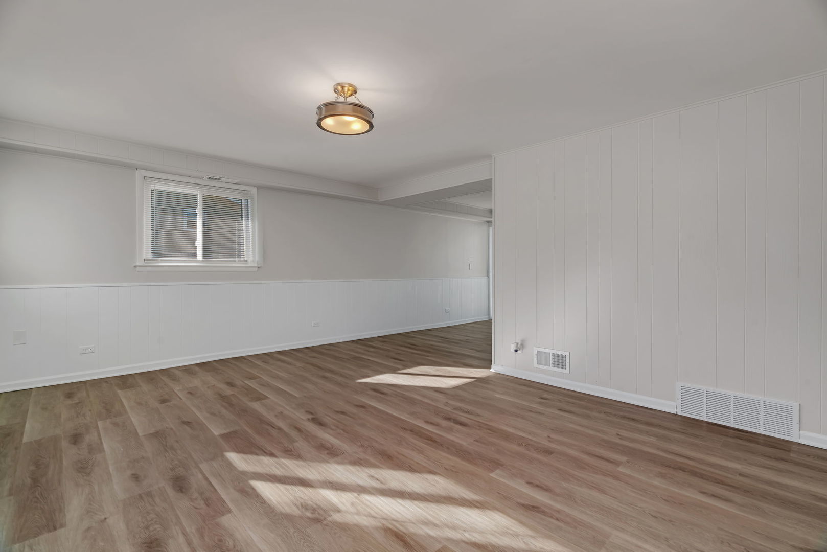 18900 Loras Lane, Country Club Hills, IL 60478