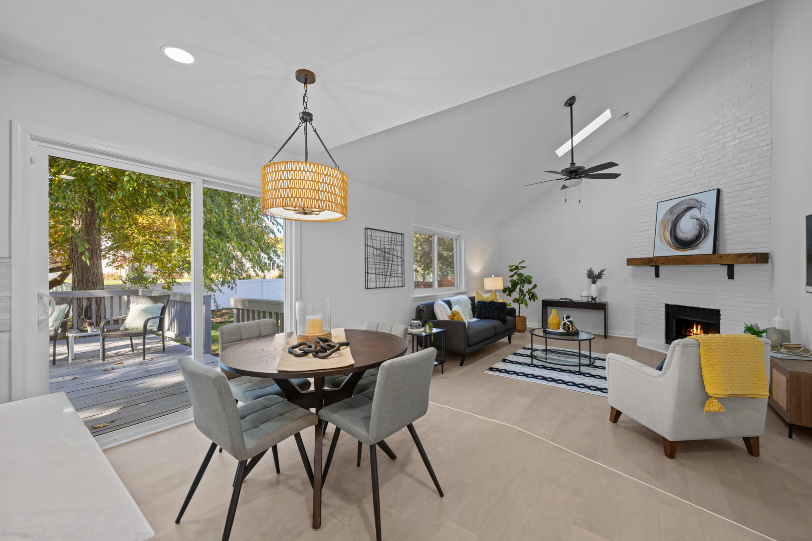 2301 Mecan Drive, Naperville, IL 60564