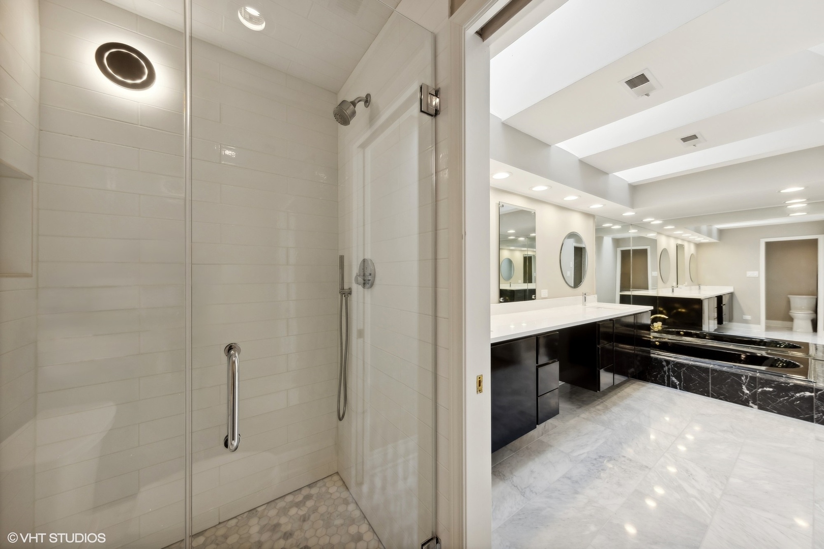 1604 Burr Ridge Club, Burr Ridge, IL 60527