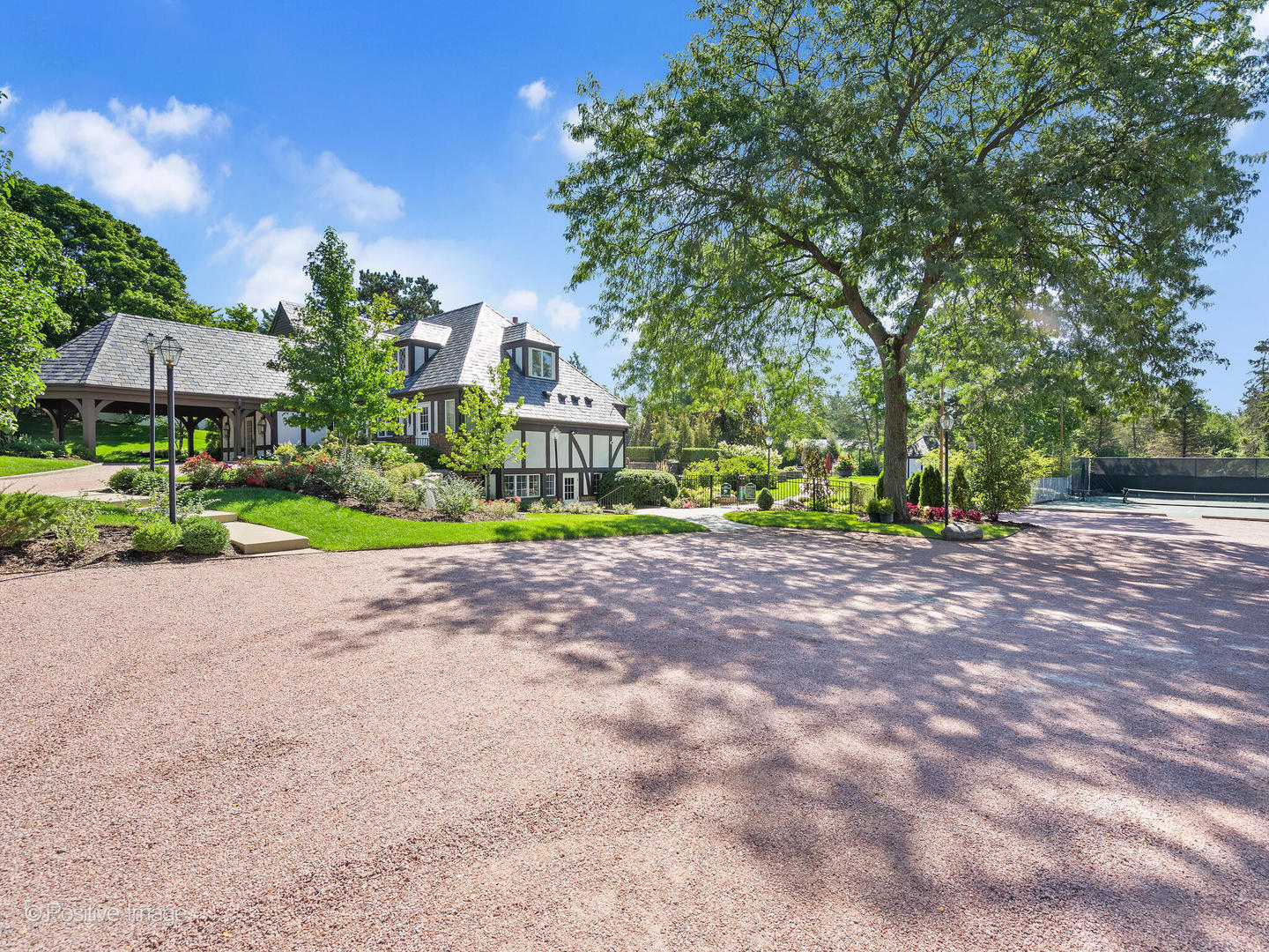 1604 Burr Ridge Club, Burr Ridge, IL 60527