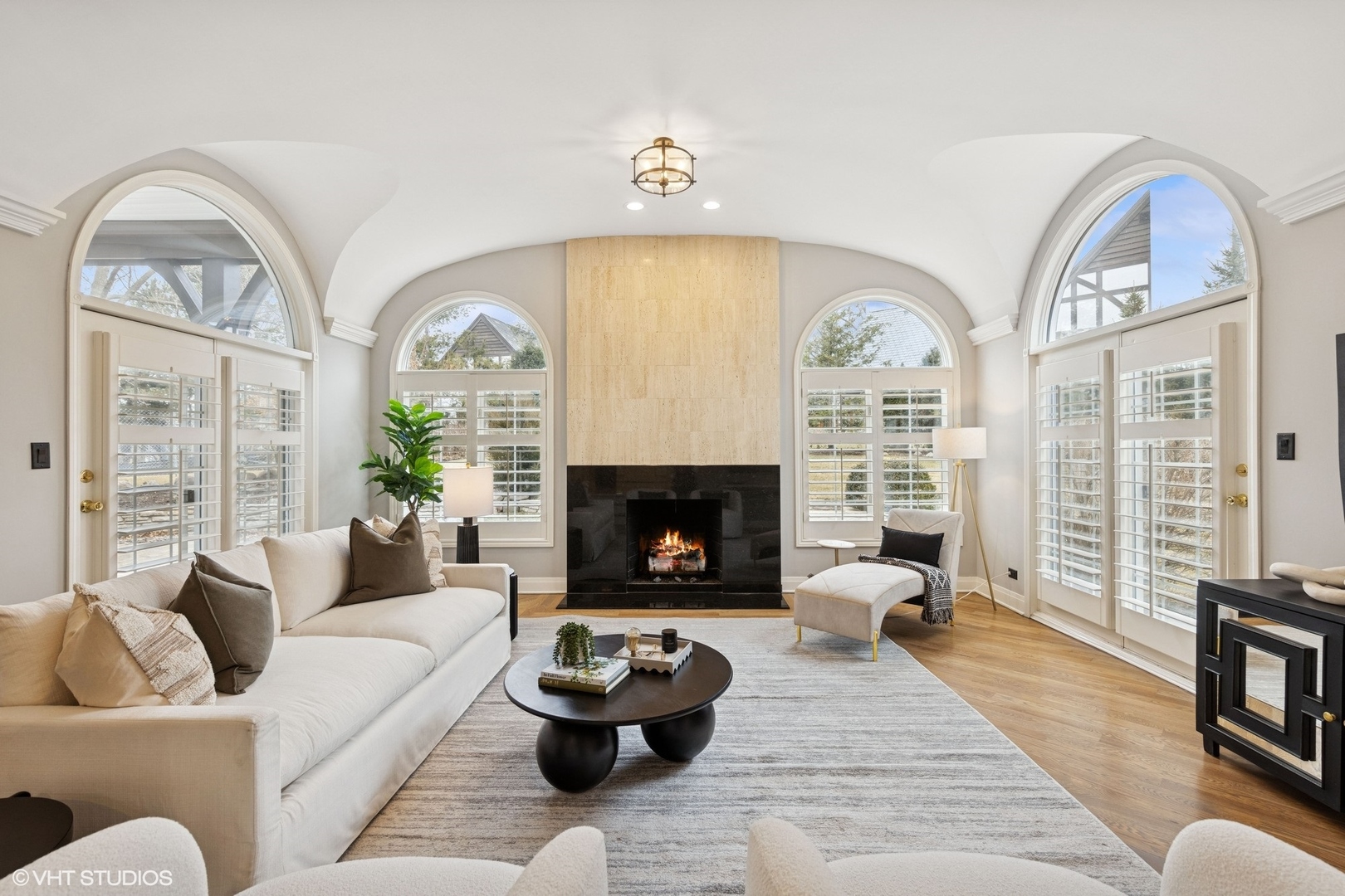 1604 Burr Ridge Club, Burr Ridge, IL 60527