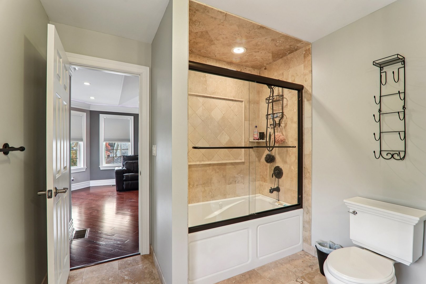 124 Hubbard Court, Wauconda, IL 60084