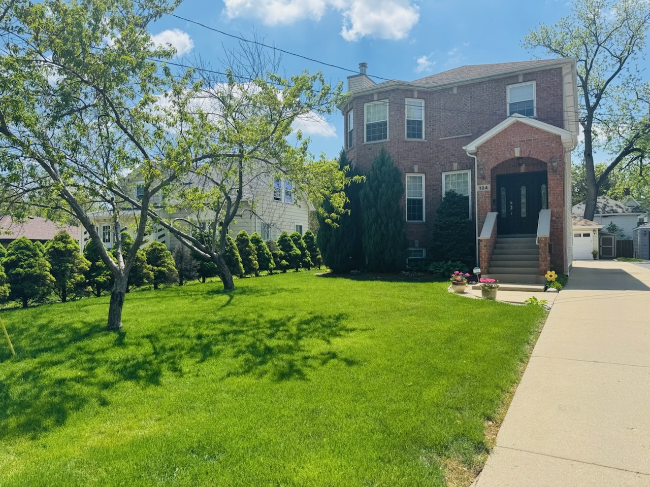 124 Hubbard Court, Wauconda, IL 60084