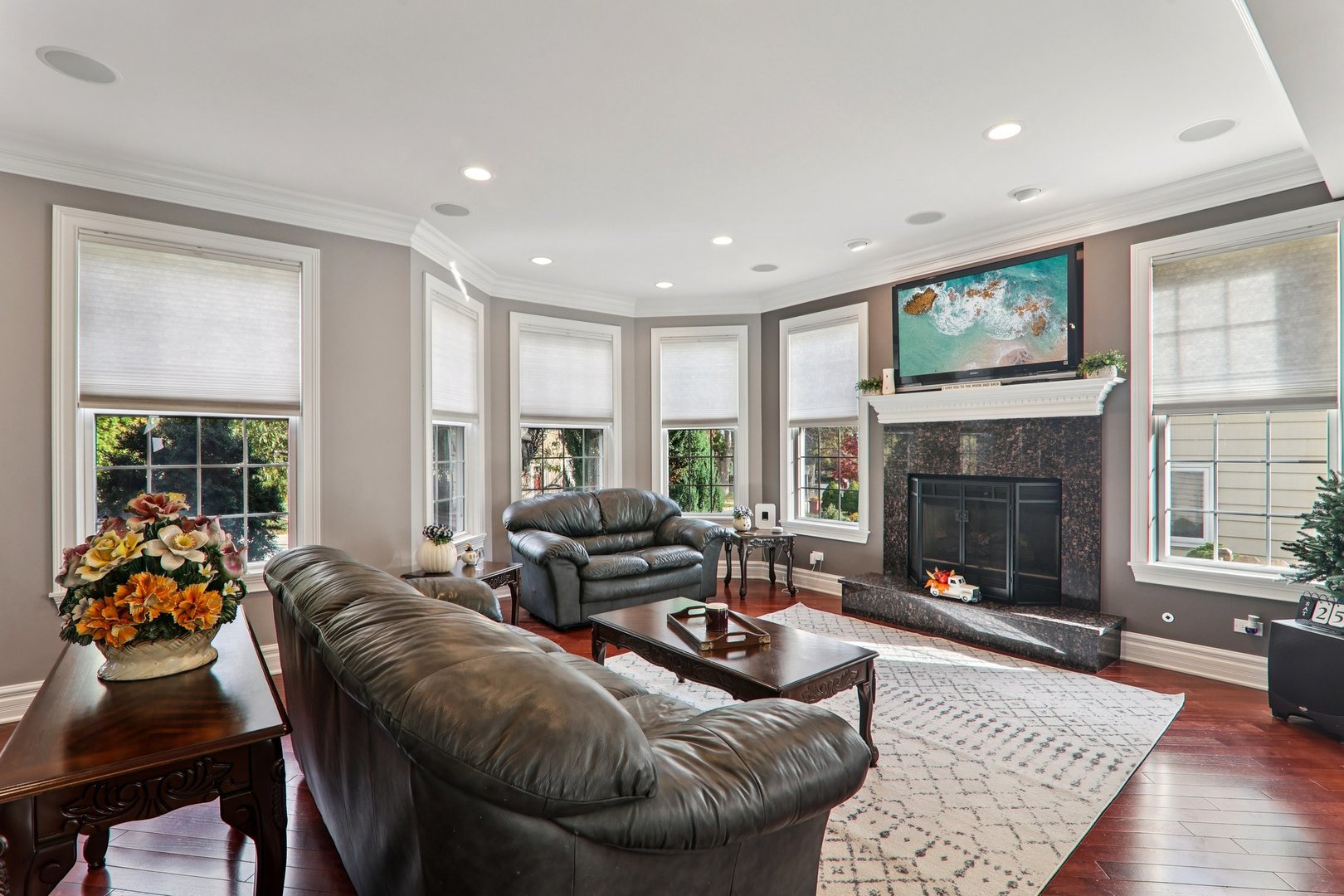 124 Hubbard Court, Wauconda, IL 60084