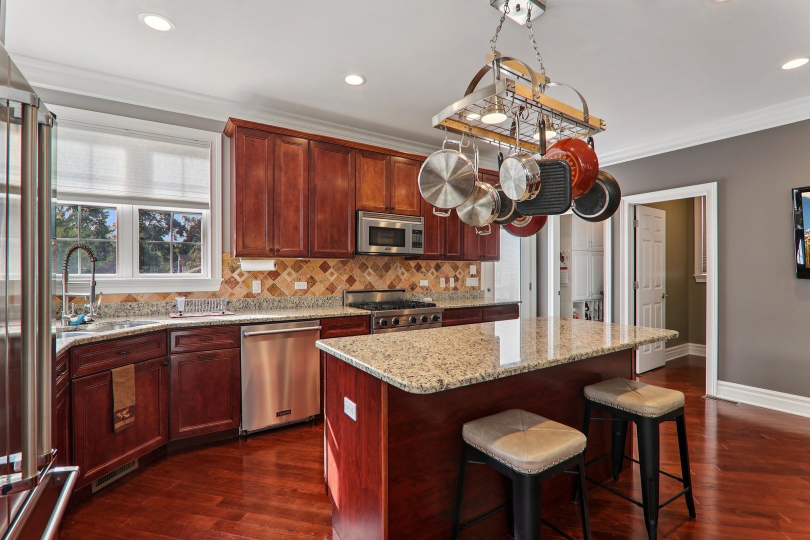 124 Hubbard Court, Wauconda, IL 60084