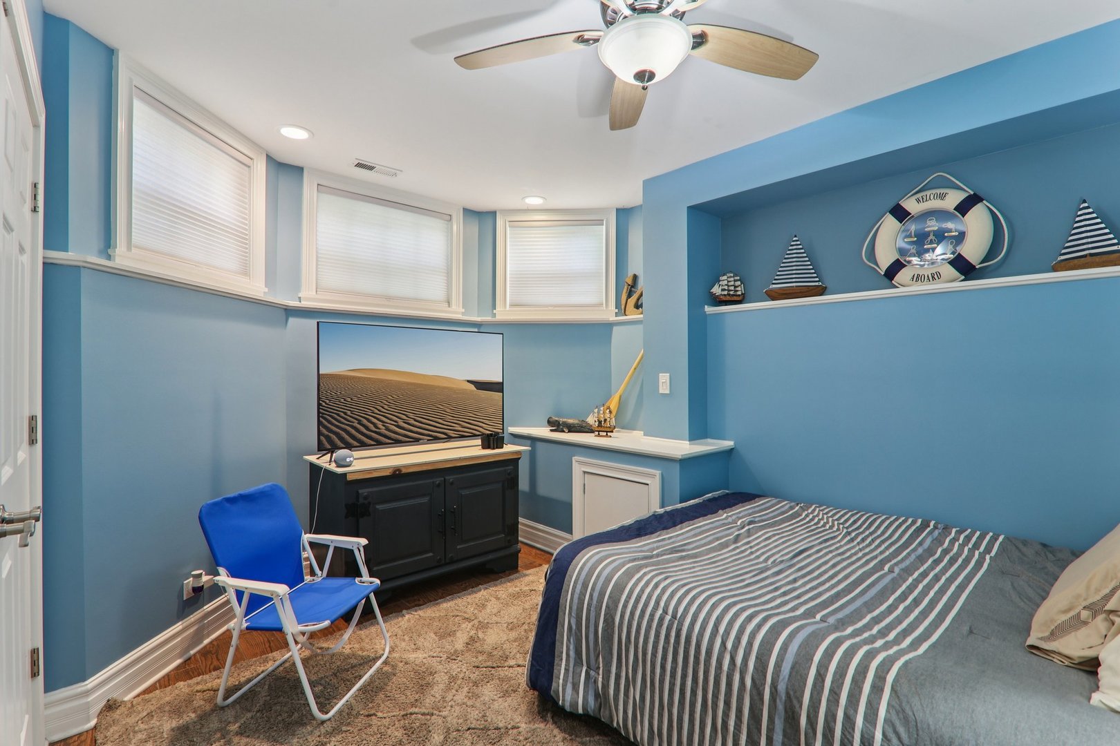 124 Hubbard Court, Wauconda, IL 60084