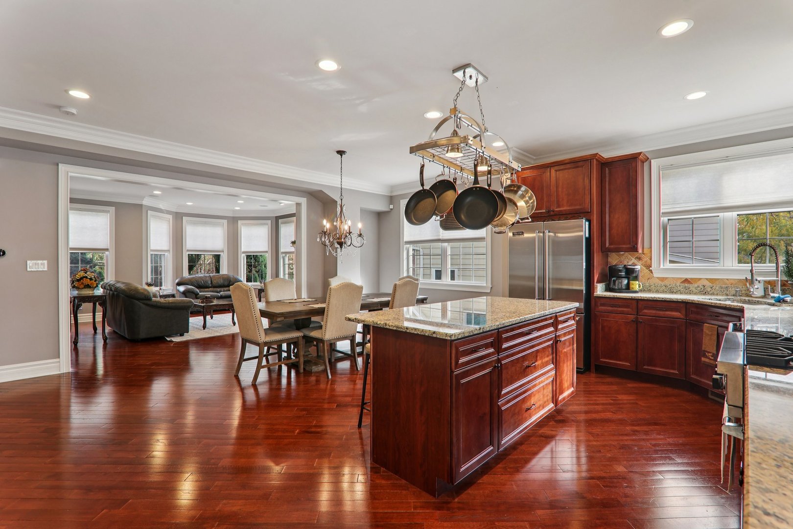 124 Hubbard Court, Wauconda, IL 60084