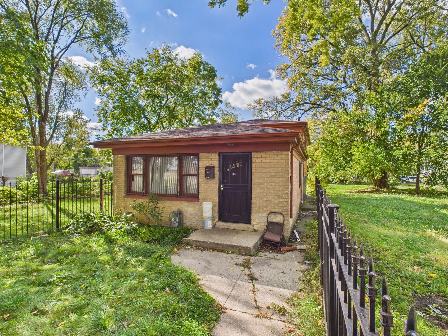 5610 S Lowe Avenue, Chicago, IL 60621