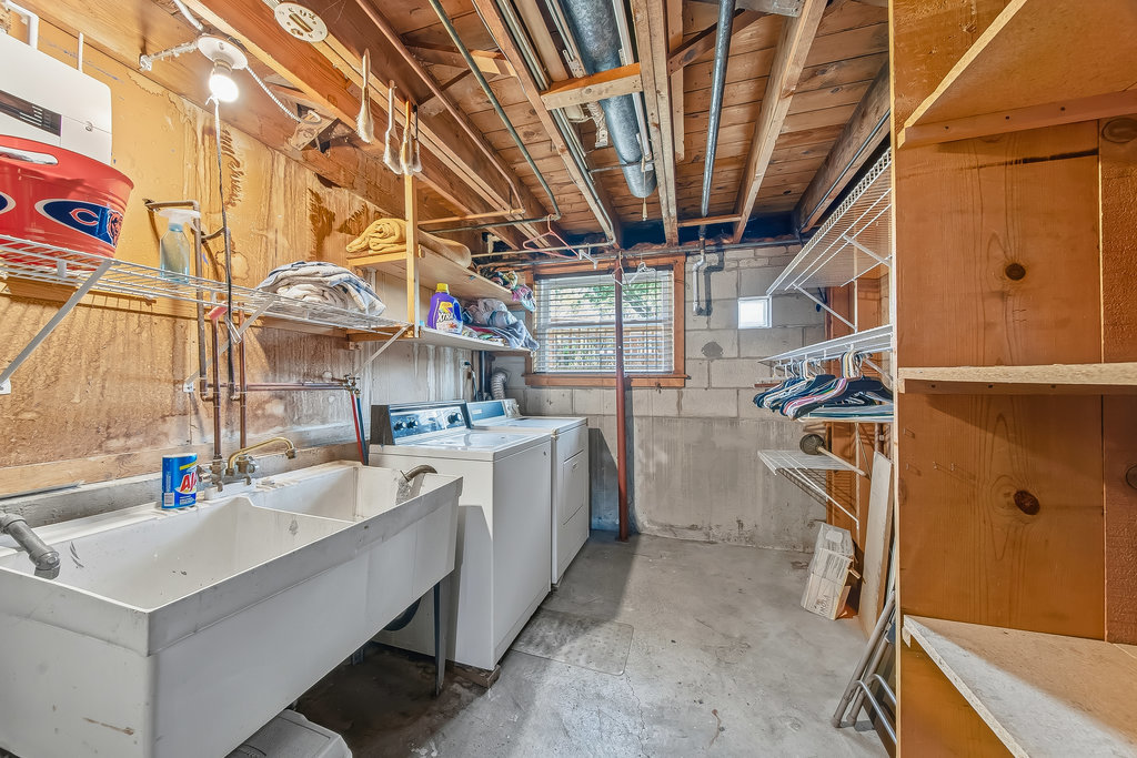 178 W Normandy Drive, Chicago Heights, IL 60411