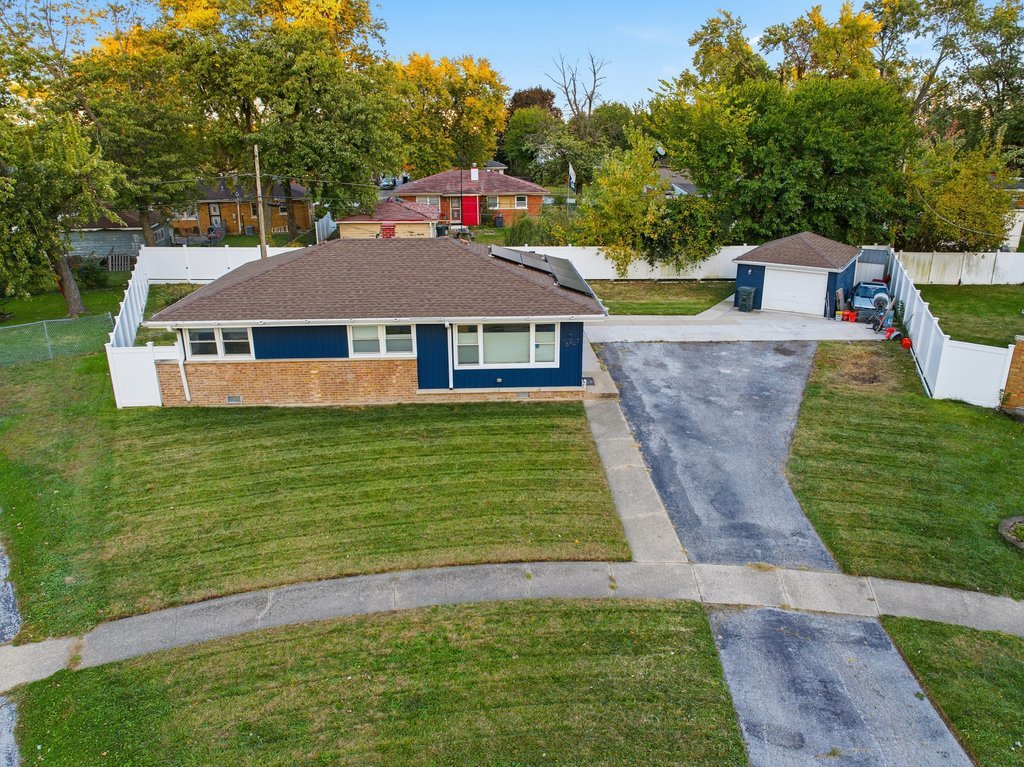 16047 Cambridge Court, Markham, IL 60428