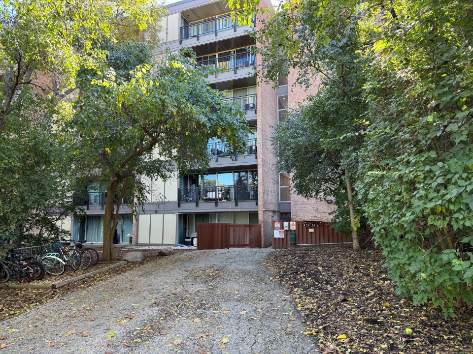 5950 Oakwood Drive #4C, Lisle, IL 60532