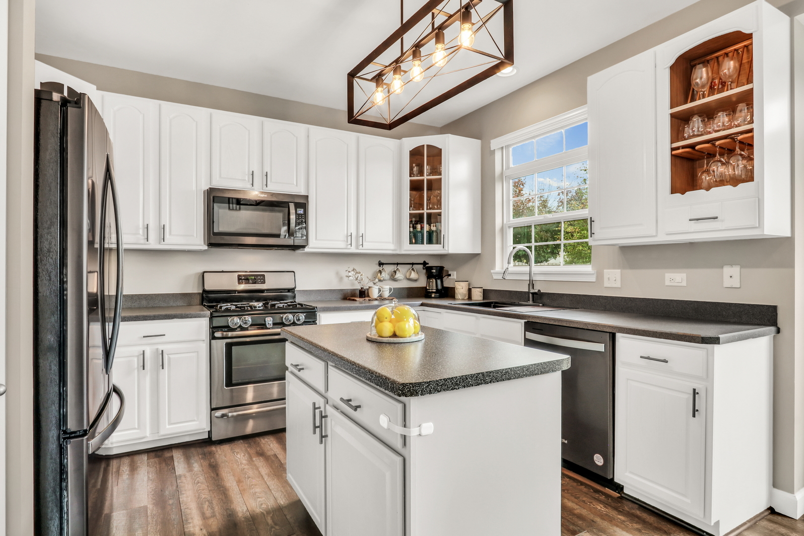 32111 N Great Plaines Avenue, Lakemoor, IL 60051