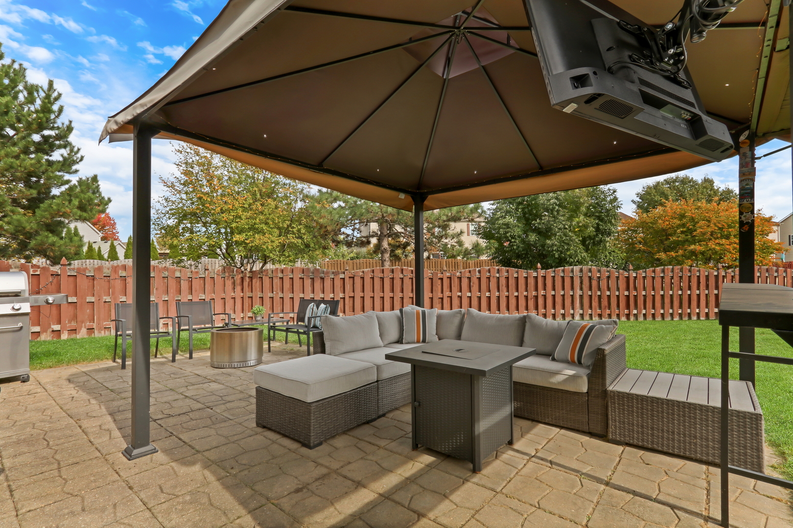 32111 N Great Plaines Avenue, Lakemoor, IL 60051