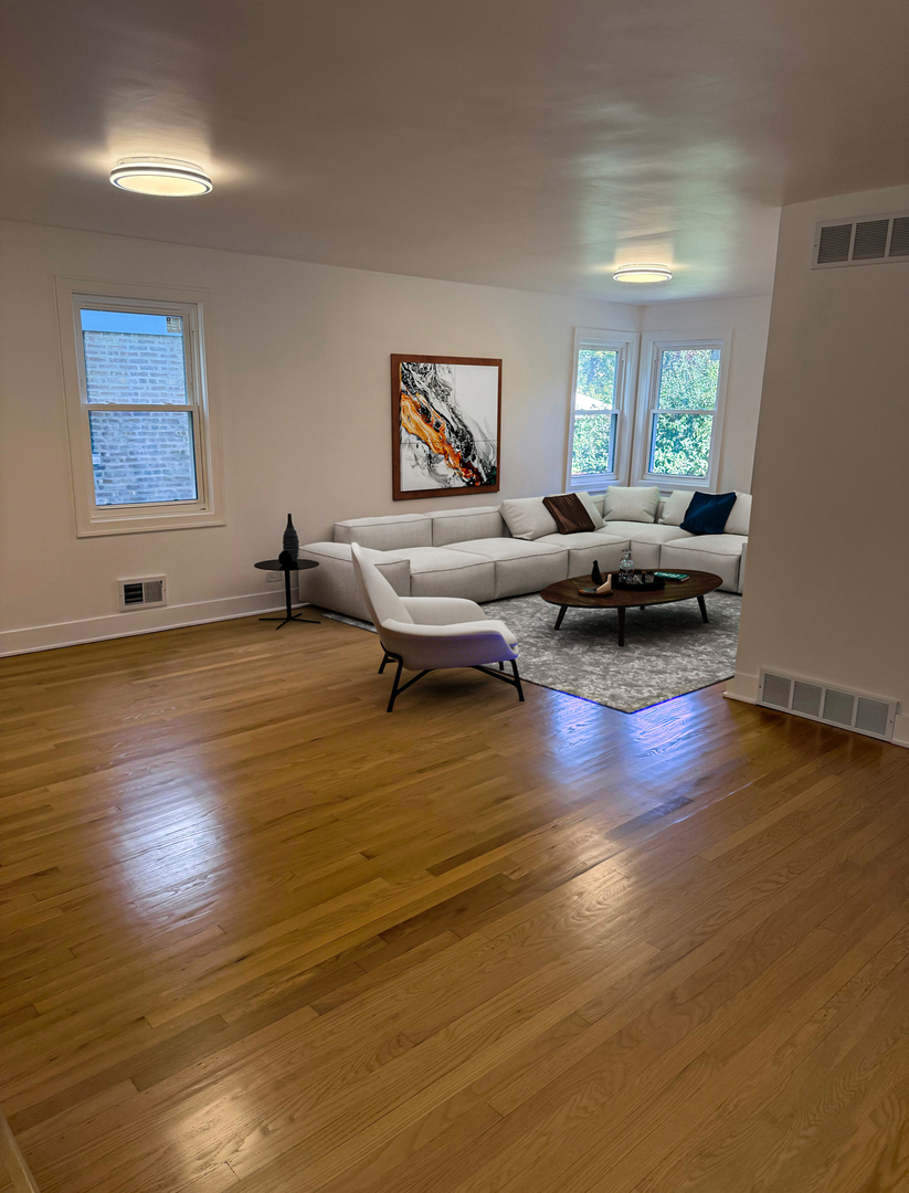 1037 Dodge Avenue, Evanston, IL 60202