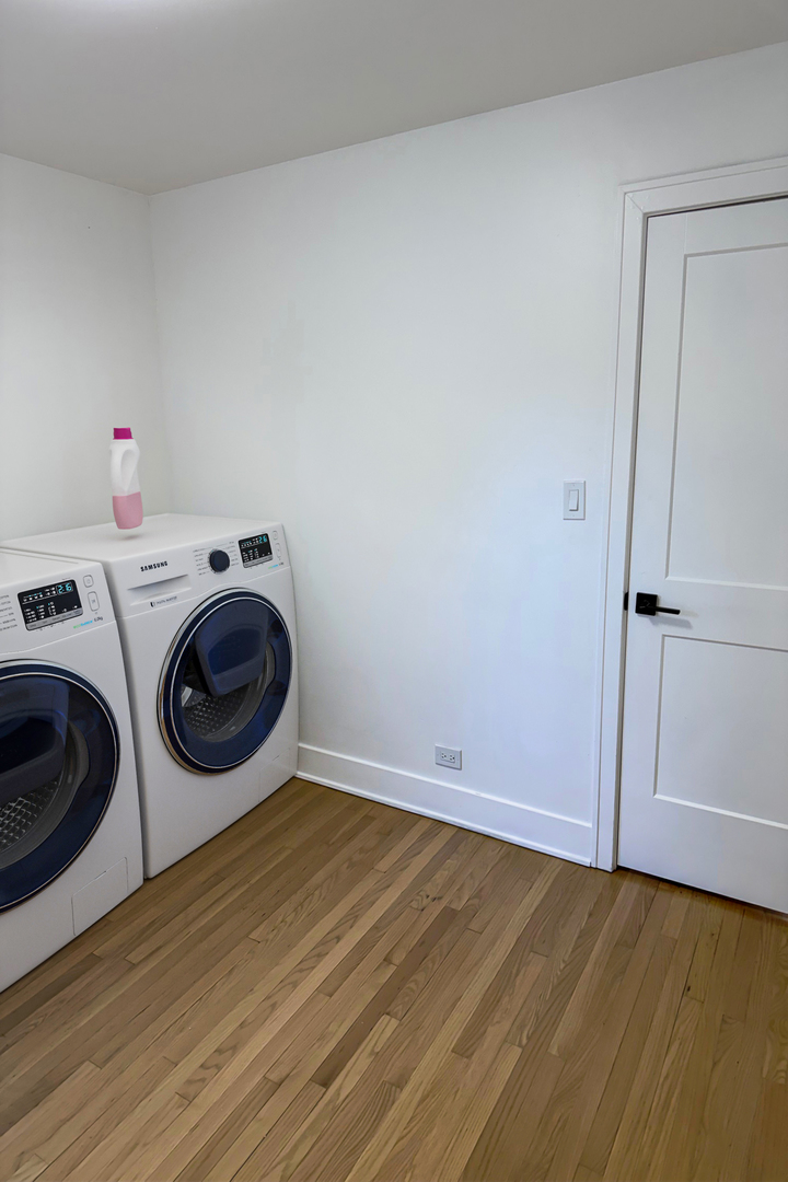 1037 Dodge Avenue, Evanston, IL 60202