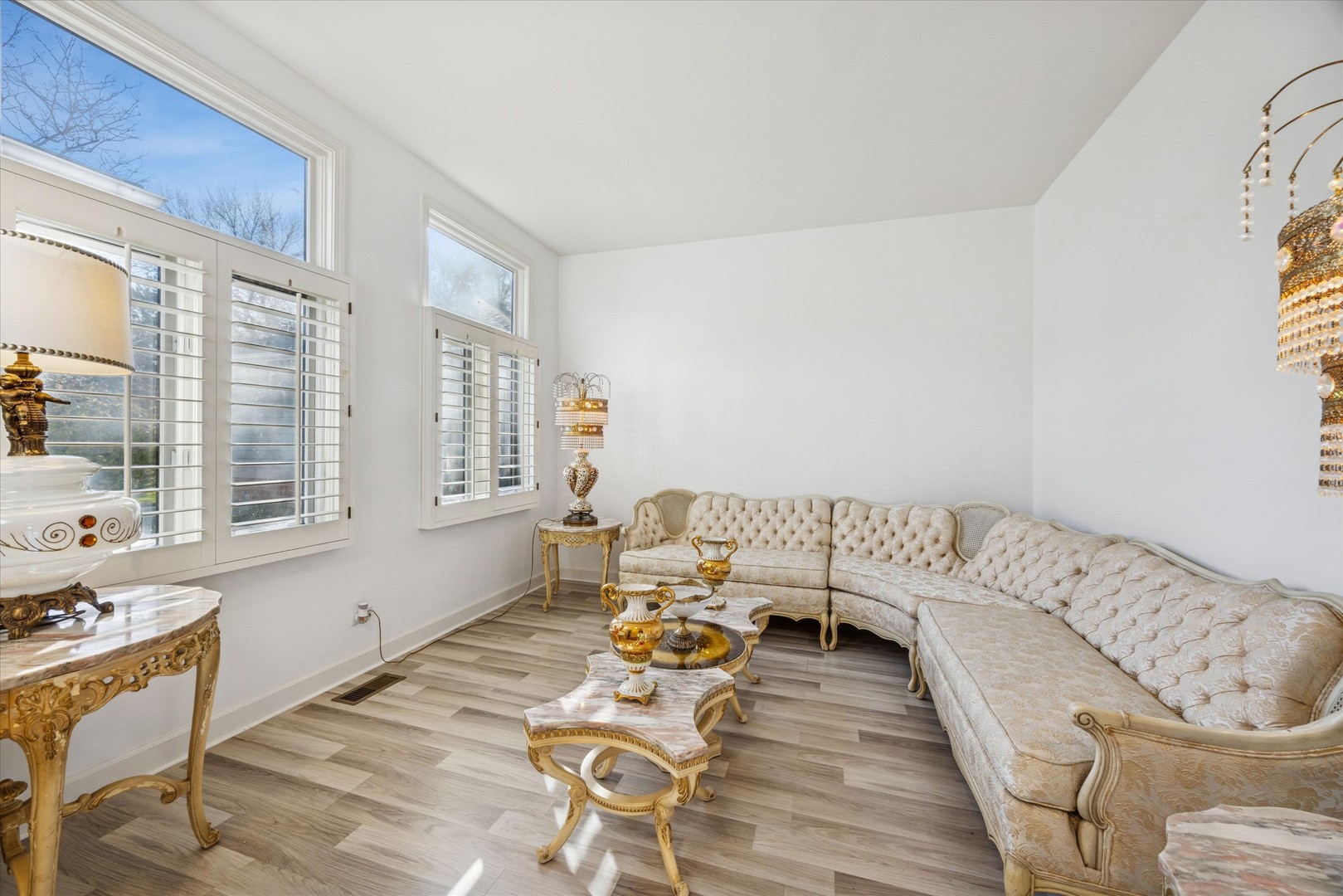 17 Mashie Court, Woodridge, IL 60517