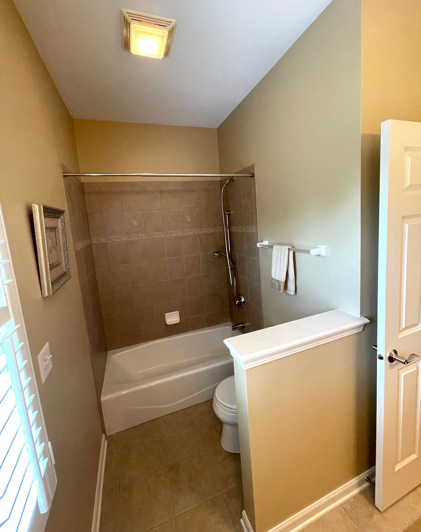 25022 Steeple Chase Drive, Plainfield, IL 60585