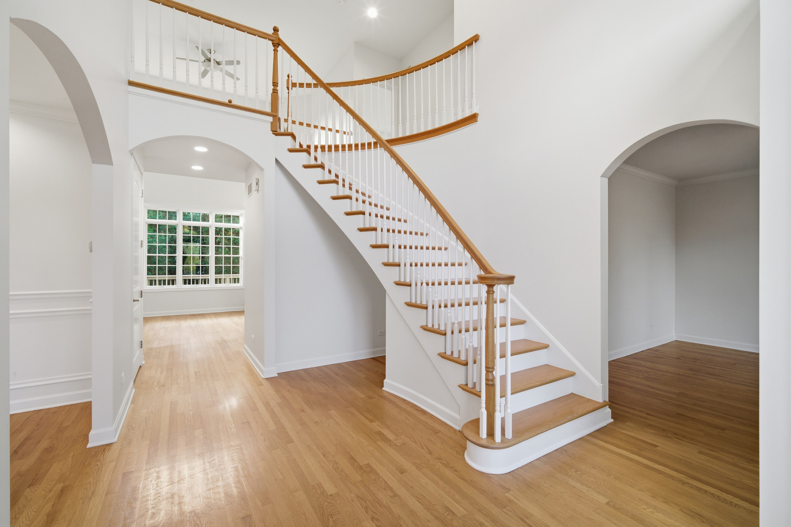 21757 W Jupiter Court, Ivanhoe, IL 60060