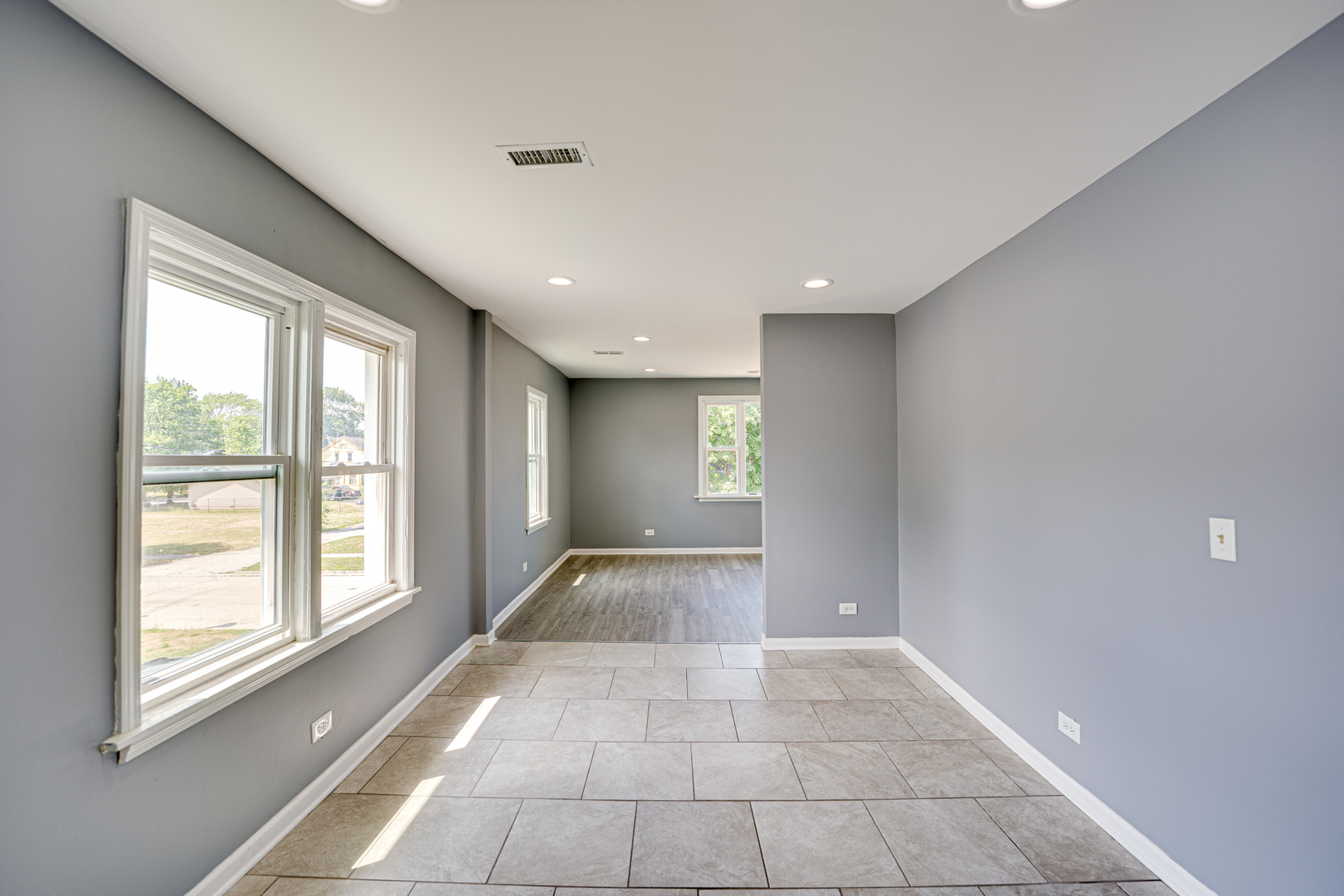 208 MOUND Street #2, Joliet, IL 60433