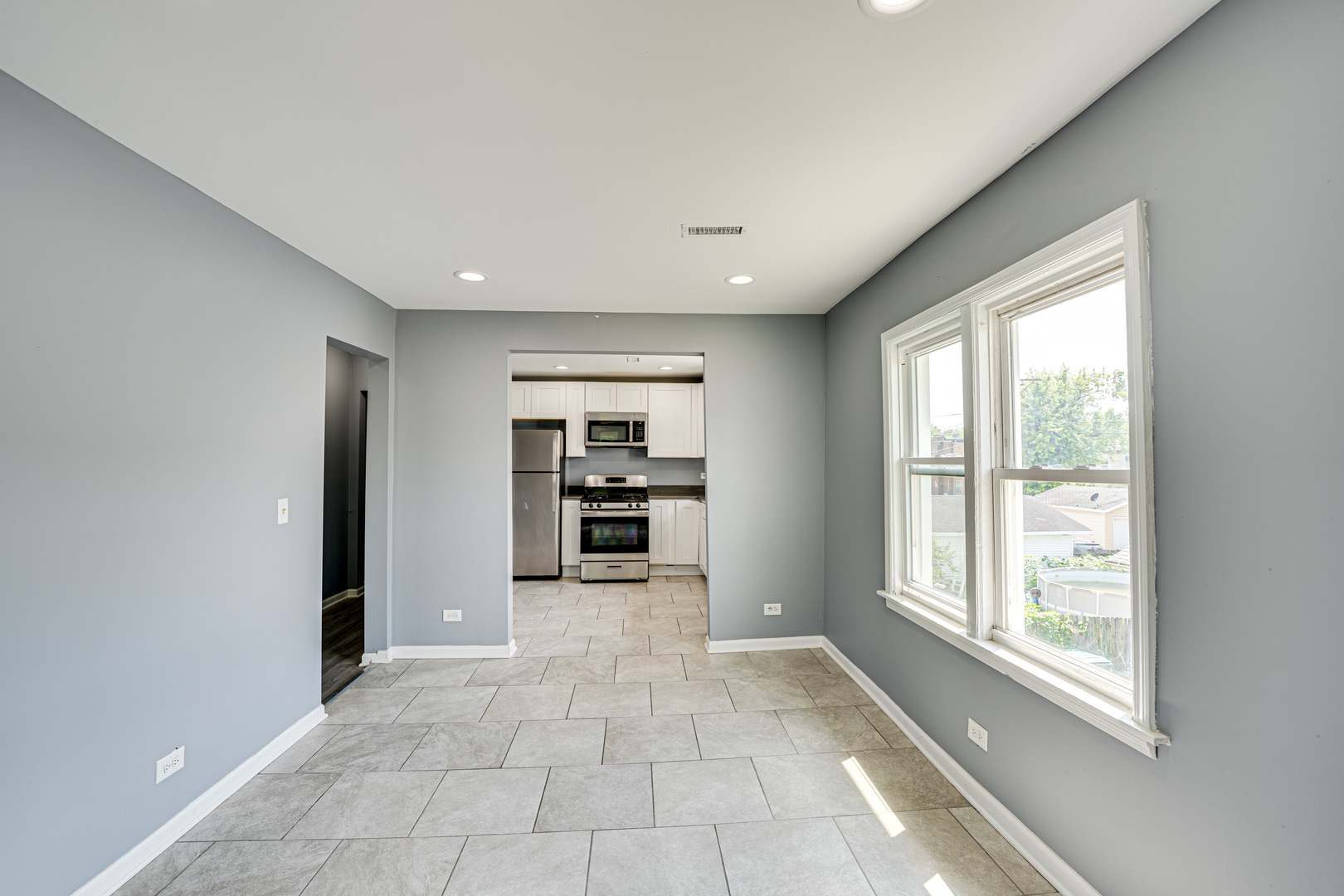 208 MOUND Street #2, Joliet, IL 60433