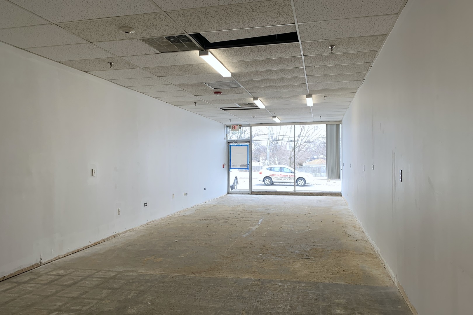 1568 Bloomingdale Road, Glendale Heights, IL 60139