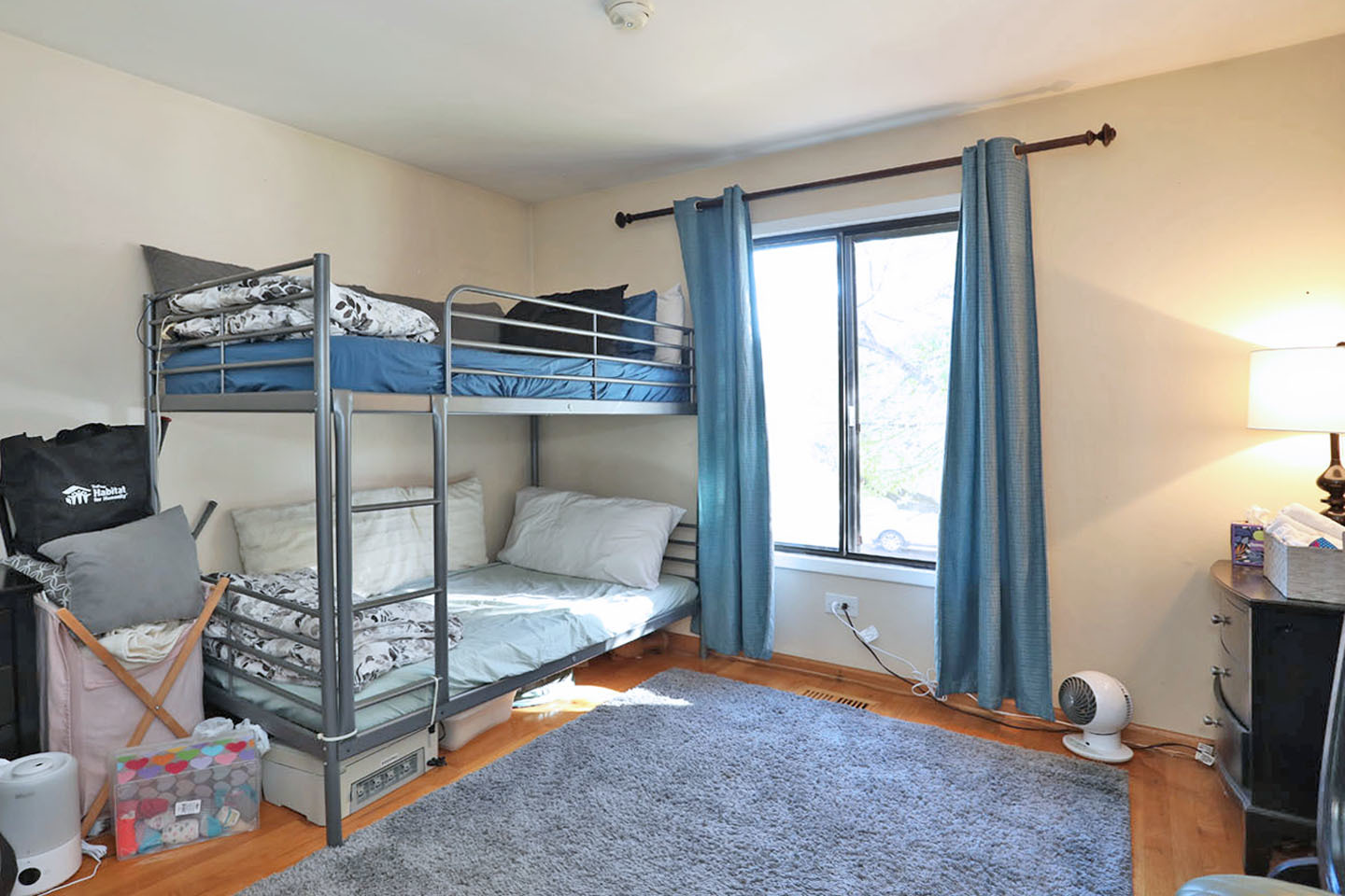 676 W Cross Creek Drive #B2, Roselle, IL 60172