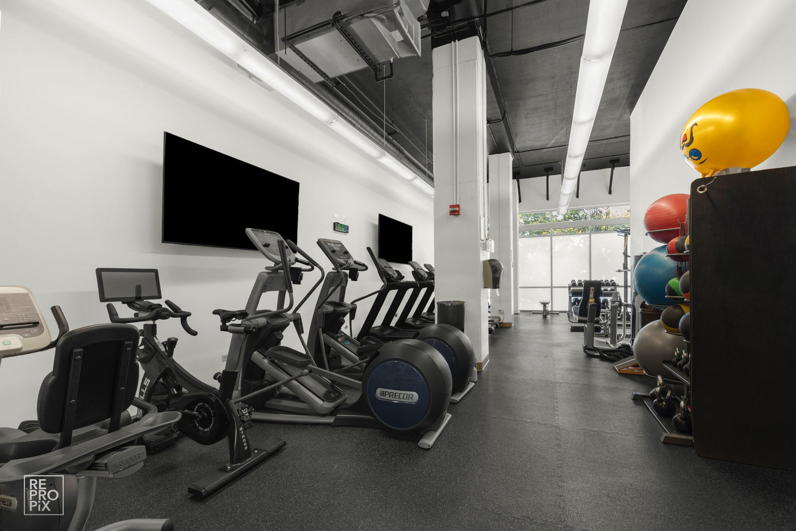 225 S Sangamon Street #702, Chicago, IL 60607