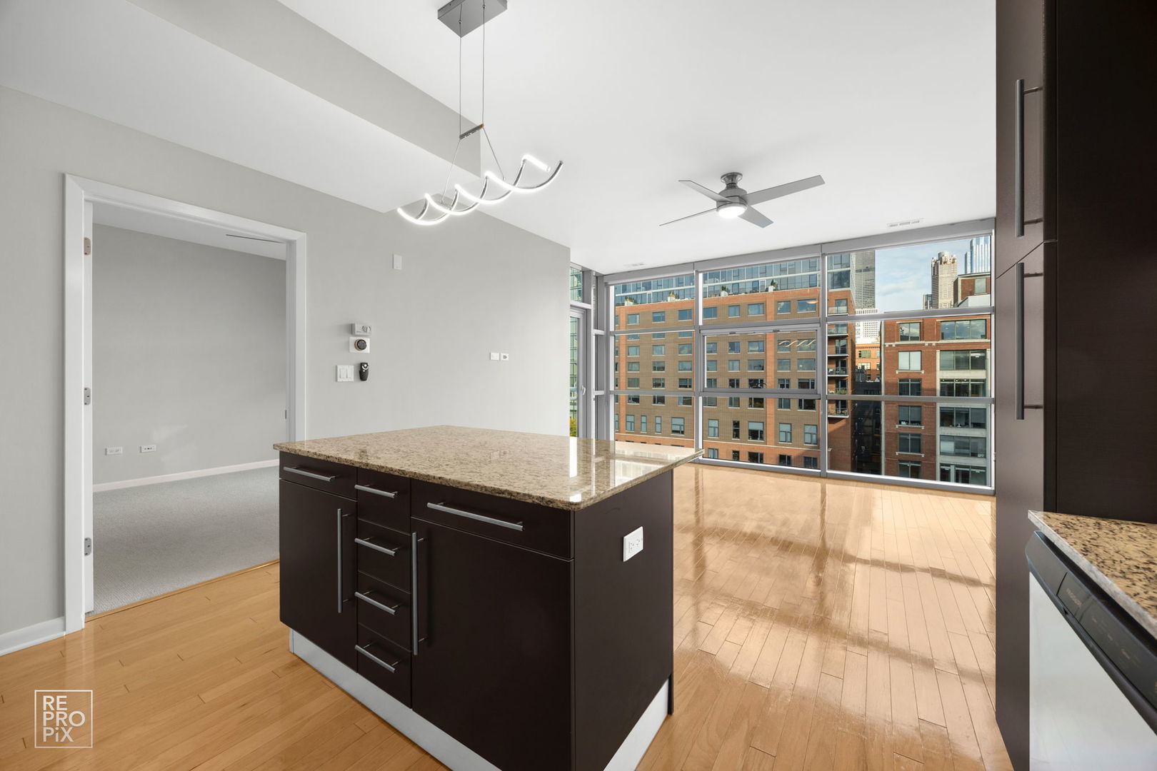 225 S Sangamon Street #702, Chicago, IL 60607