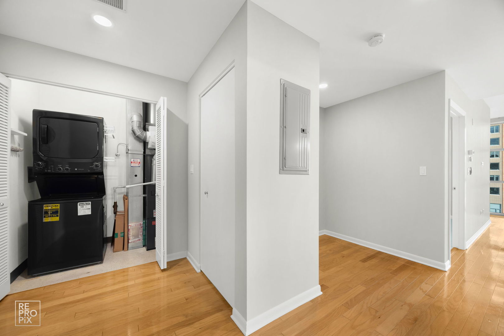 225 S Sangamon Street #702, Chicago, IL 60607