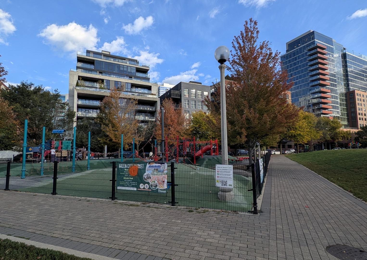 225 S Sangamon Street #702, Chicago, IL 60607