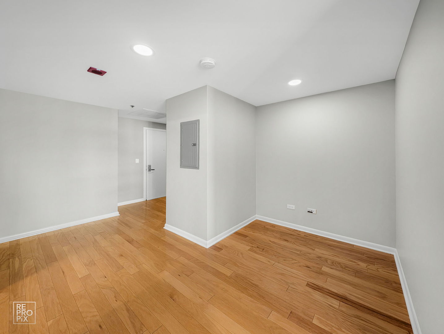 225 S Sangamon Street #702, Chicago, IL 60607