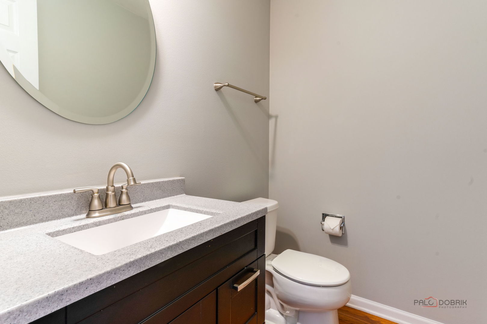 2858 Falling Waters Lane, Lindenhurst, IL 60046