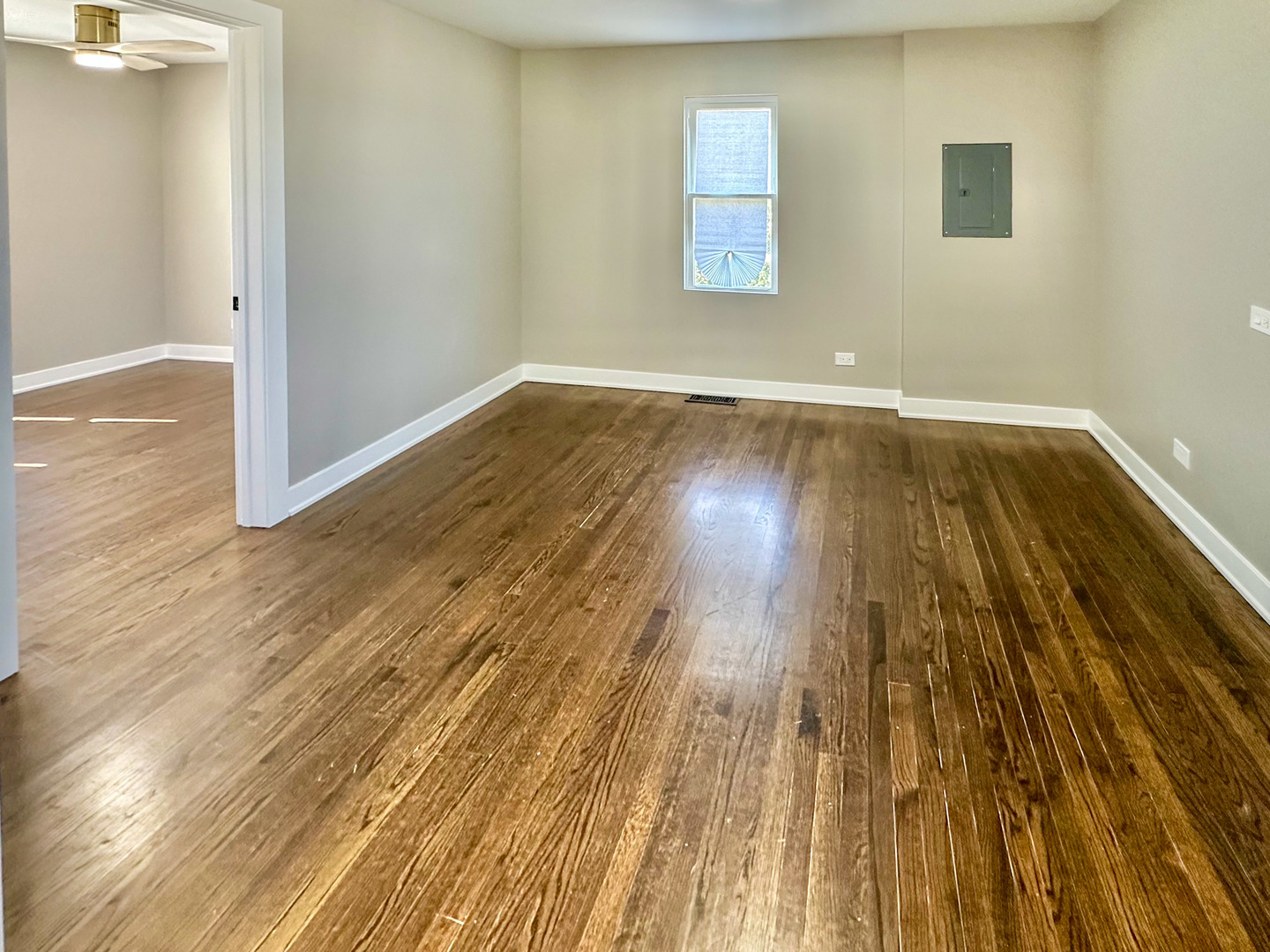 8150 W WINNEMAC Avenue, Norridge, IL 60706
