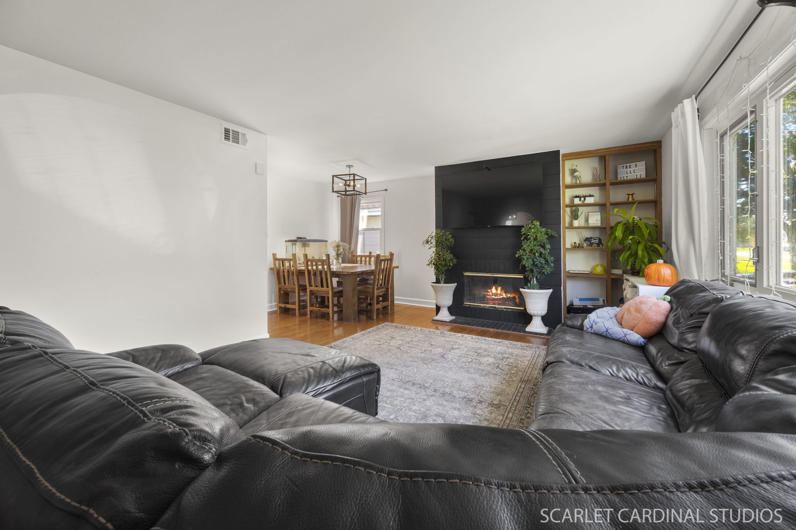 835 S Wisconsin Avenue, Villa Park, IL 60181