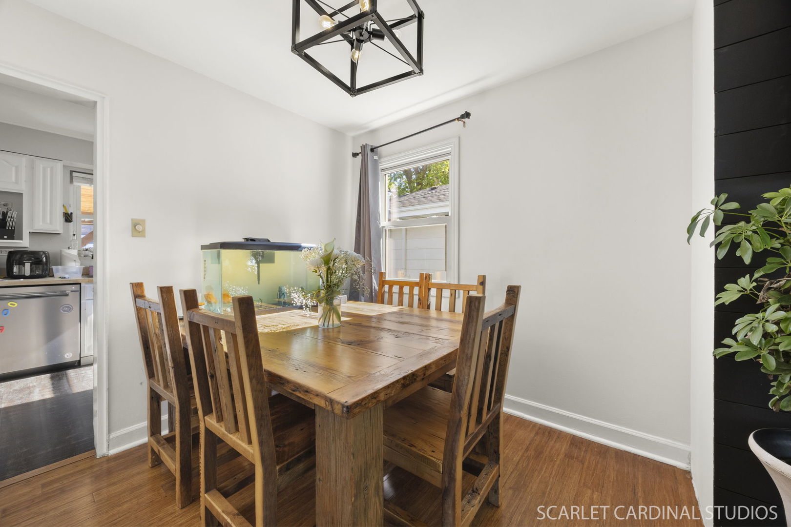 835 S Wisconsin Avenue, Villa Park, IL 60181