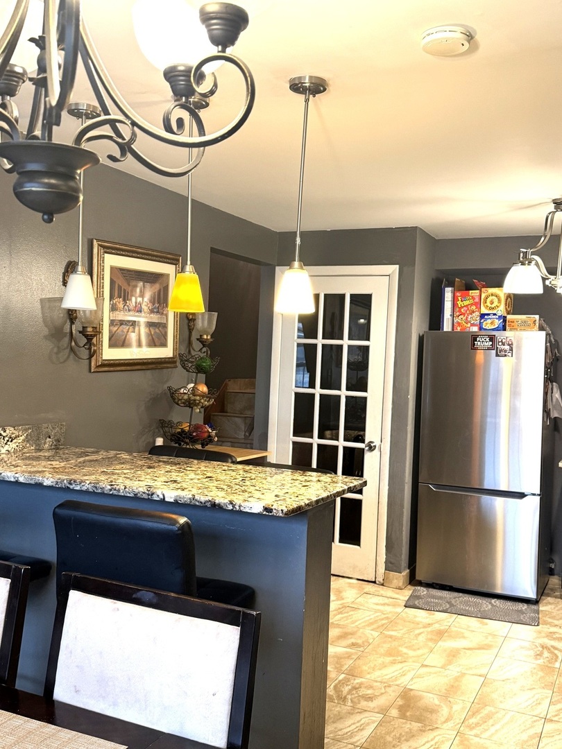 14241 S Marquette Avenue, Burnham, IL 60633